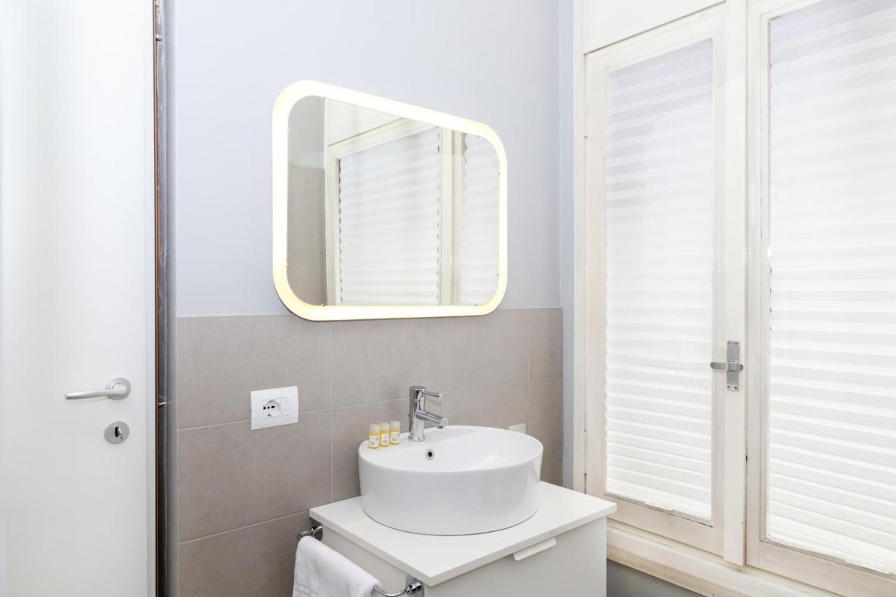 Hemeras Boutique Homes - 2 Luxury Apartments In The City Center Milan Exterior photo